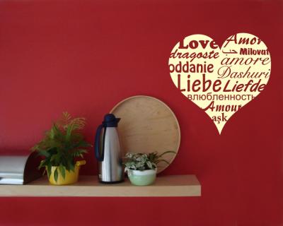 Wandtattoo Herz mit ”Liebe”-Schriftzügen Wandtattoo