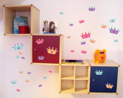 31-teiliges Bunte Kronen Wandtattoo Set - Ansicht 3