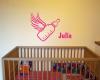 Wandtattoo Nuckelflasche + Wunschname Wandtattoo