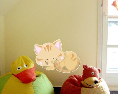Buntes Wandtattoo  Schlafende Katze 