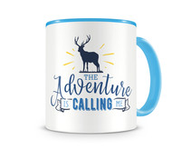 Tasse mit dem Motiv The Adventure Is Calling Me Tasse Modellnummer  hellblau/hellblau