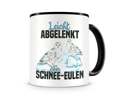 Tasse mit dem Motiv Leicht abgelenkt von Schnee-Eulen