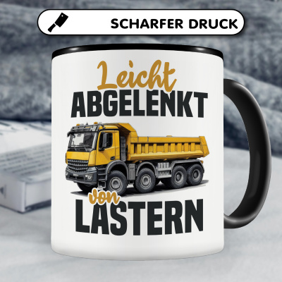 Tasse mit dem Motiv Leicht abgelenkt von Lastern - Ansicht 5