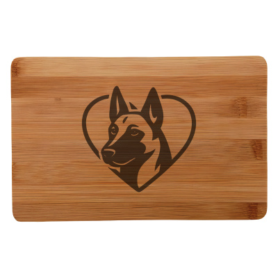 Frhstcksbrettchen mit Herz mit Malinois Kopf Gravur