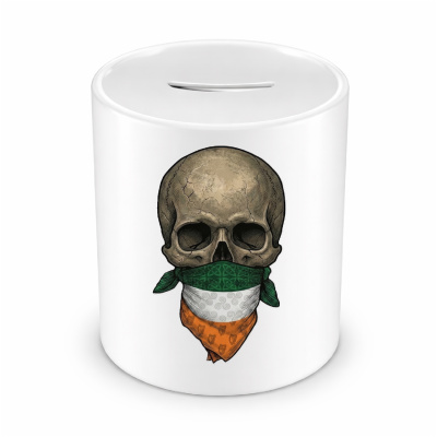 Spardose mit dem Motiv Totenkopf mit Irland Flagge