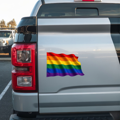 Aufkleber Regenbogen Flagge im Wind - Ansicht 2