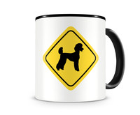 Tasse mit dem Motiv Pudel Warnschild Tasse Modellnummer  schwarz/schwarz