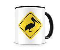 Tasse mit dem Motiv Pelikan Warnschild Tasse Modellnummer  schwarz/schwarz