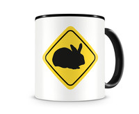 Tasse mit dem Motiv Hasen Warnschild Tasse Modellnummer  schwarz/schwarz
